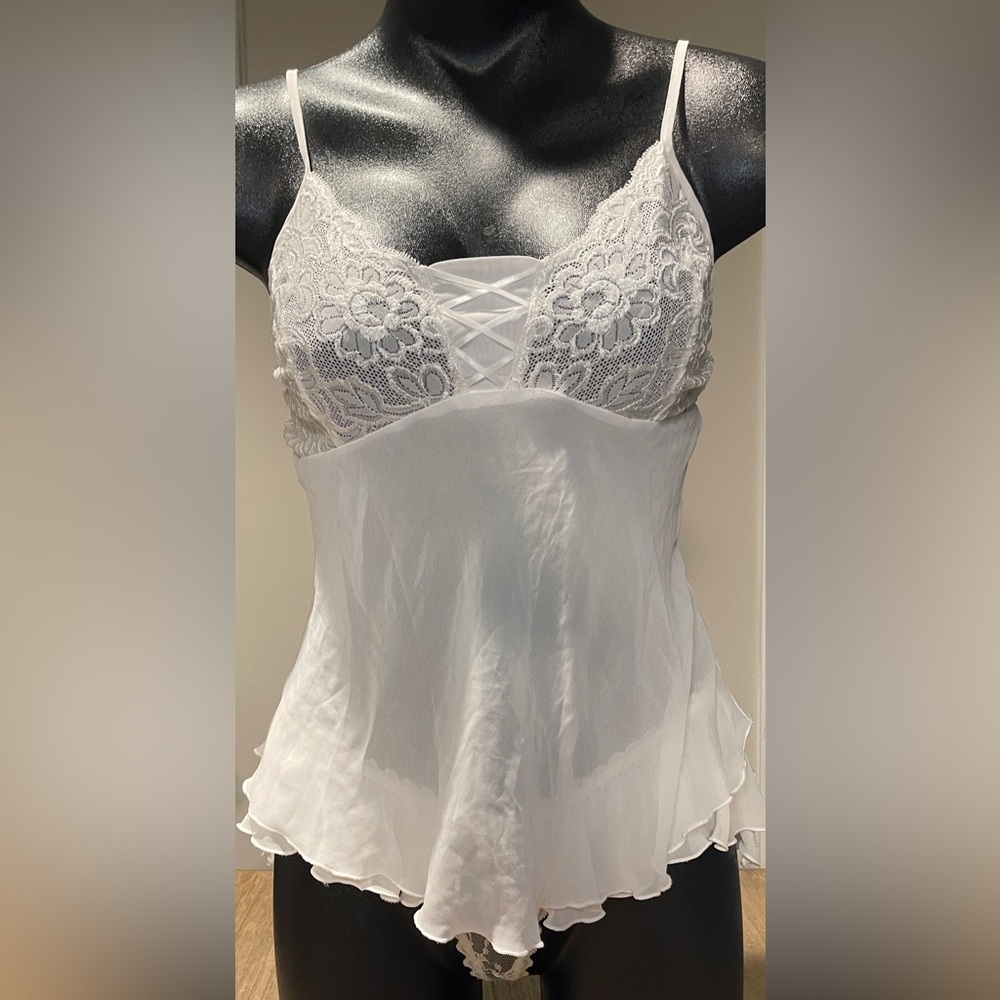3-Piece Intimate Lace Set, Babydoll Top and 2 Panties, By Je Tagore, Size Med